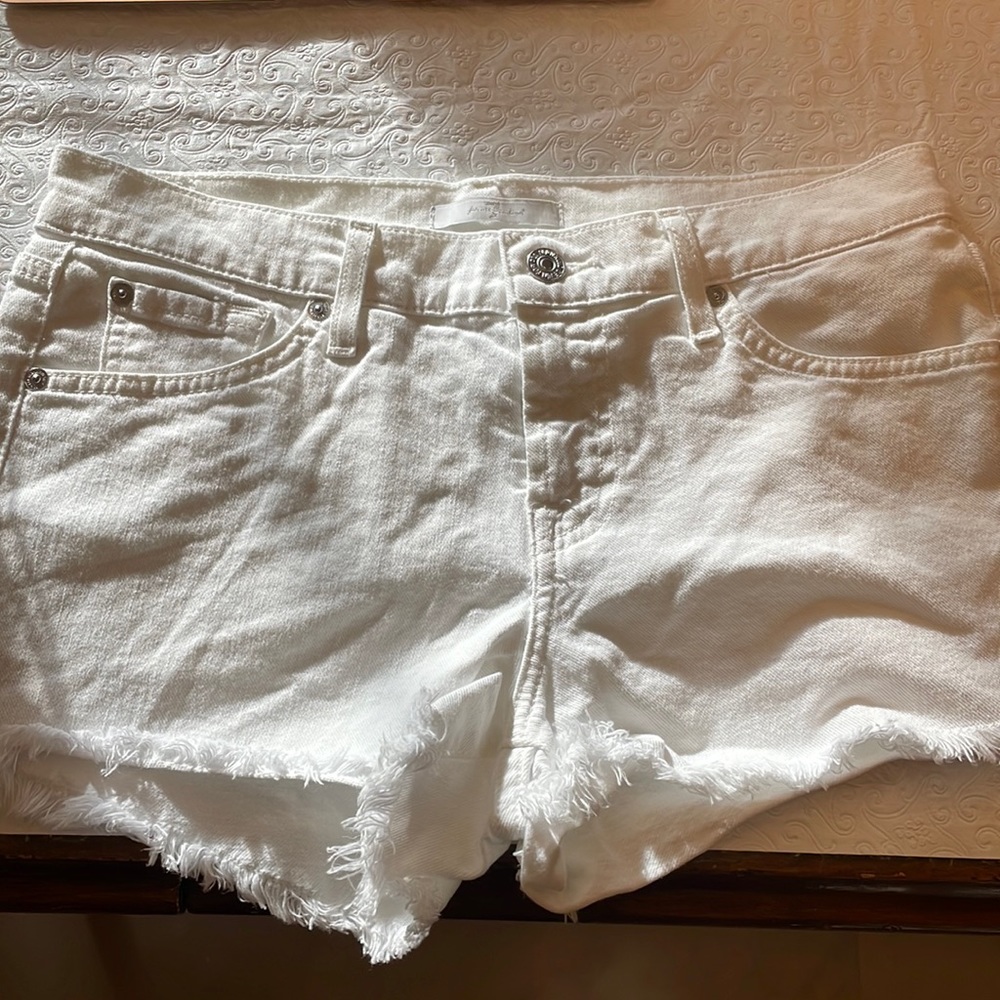 7 For all Mankind Jean short